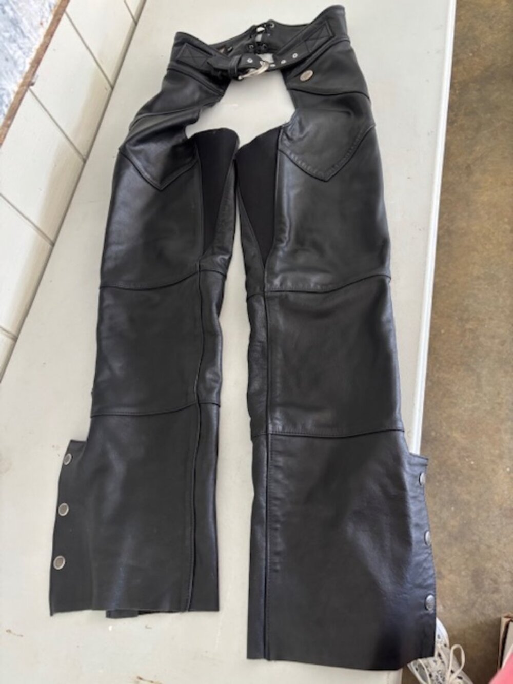 Like New Womens Black Leather Harley Davidson Chaps Made in USA